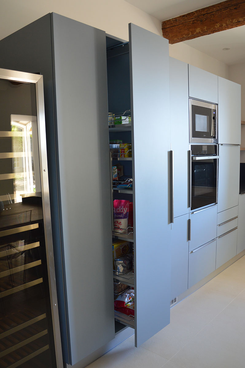 + Produit — Accessible, optimisé, toute hauteur.
Kessböhmer® — Qualité, fiabilité.