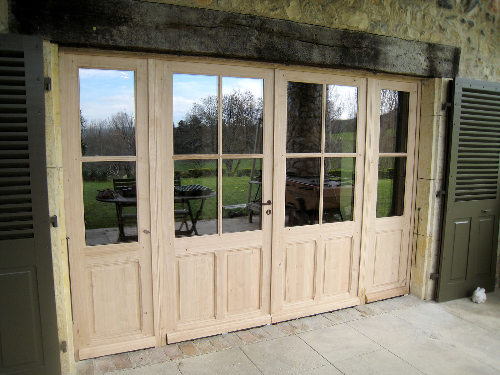 Porte — Châtaigner.